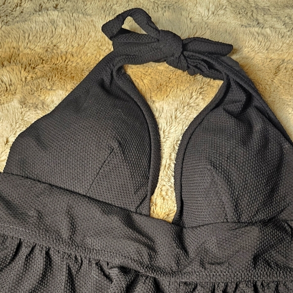 Women's J. Crew BLACK Halter Peplum Tankini Top Size SMALL - Picture 3 of 6